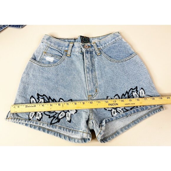 VTG Zip code Sz 7/8 (Actual 23x2) Floral Light Wash Denim Shorts 100% Cotton EUC - Picture 3 of 11